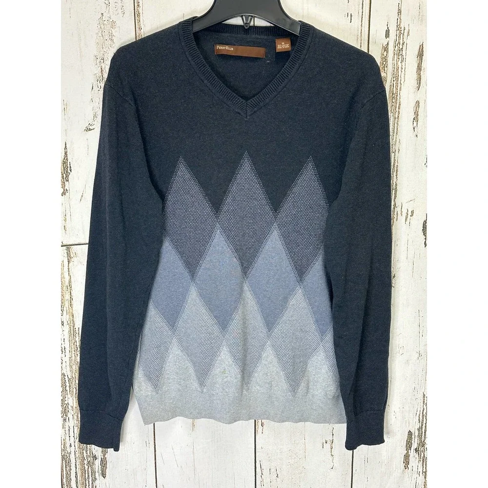 Perry Ellis Shades Of Blue V-Neck Sweater Diamond Print